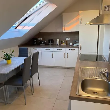 Ferienwohnung Eifel شقة ستادتكيل